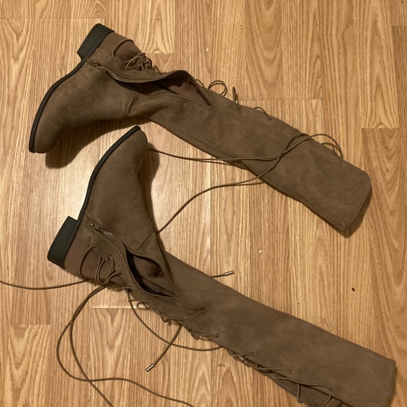 Sexy knee high lace up flat boots - Picture 6 of 7